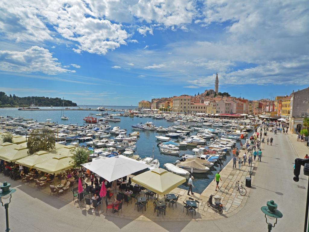 Apartment Riva Rovinj Oda fotoğraf